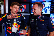 R. Schumacheris: likus Horneriui, „Red Bull“ taps vidutiniokais